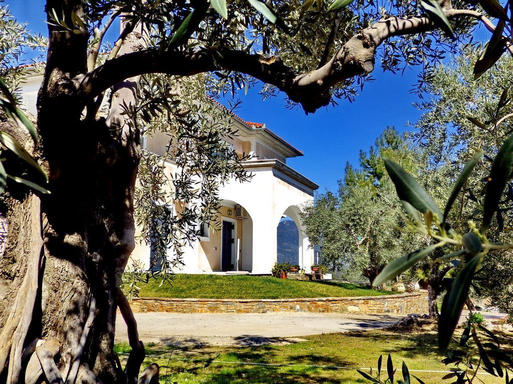 Villa Duchess Pteleós Buitenkant foto